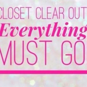 Closet Clear Out..All offers considered 😊💙